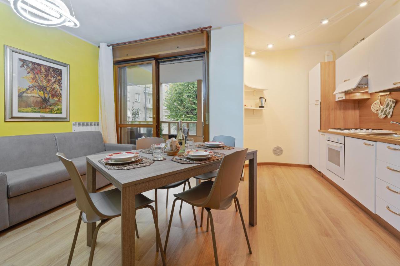 Best Way Rent - Appartamento Con Terrazzo Zona Sempione Милан Экстерьер фото