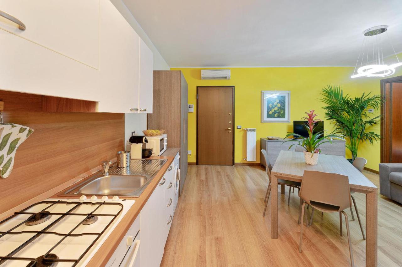 Best Way Rent - Appartamento Con Terrazzo Zona Sempione Милан Экстерьер фото